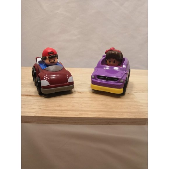 Lot of 2 Fisher Price Little People Wheelies Cars Girl and Boy 2016 - Picture 1 of 5